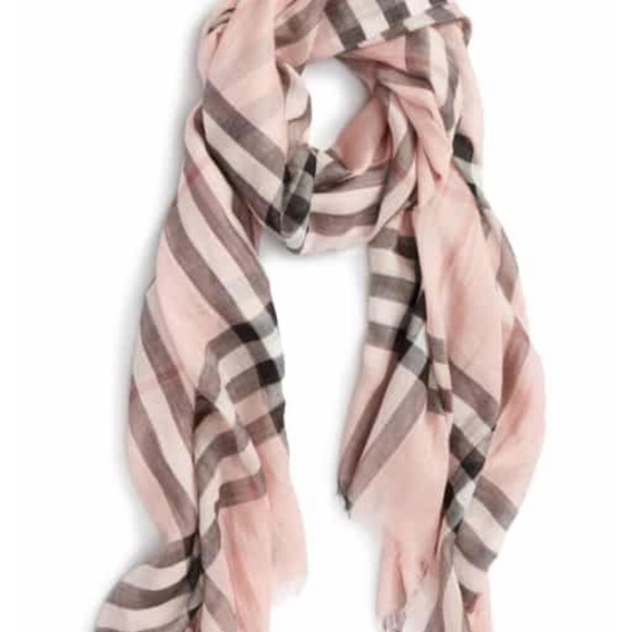 Burberry Giant Check Print Scarf - Picture 5 of 5